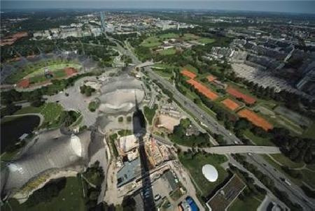 Nowa Hala Olimpijska w Monachium - zdjęcie: 02.jpg