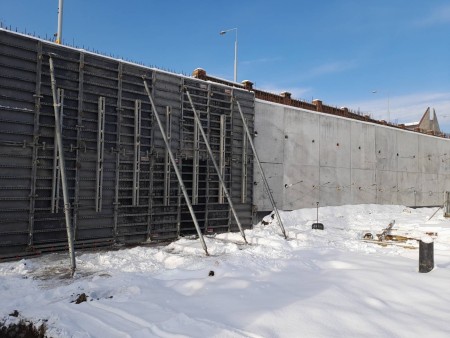 NOEtop na murach oporowych w Chorzowie - zdjęcie: signal-2023-12-05-13-17-00-075-5.jpg