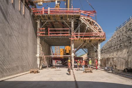 Tunel Albabstieg, Brama Dornstadt, na nowo budowanej linii Stuttgart-Ulm - zdjęcie: _DSC021320170831.jpg