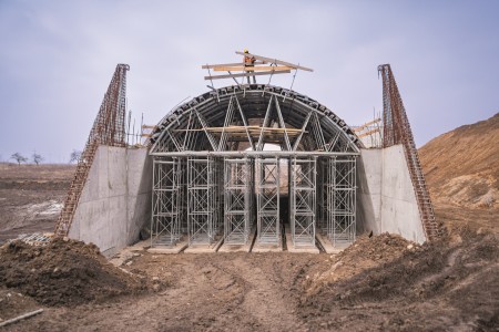 Rozwiązania inżynieryjne NOE na budowie tunelu PZd-18 na S7