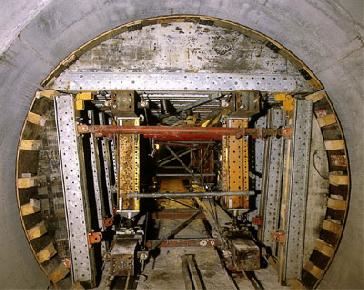 Zmienne przekroje tunelu - zdjęcie: zdj2.jpg
